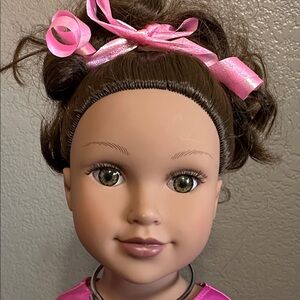 2015 Beautiful 18" Geoffrey Journey Girls Doll brunette with green eyes